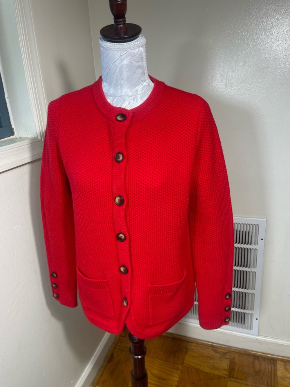 Boden Wool Red Button Up Knit textured stitch Cardigan sweater size 6 - Picture 6 of 8
